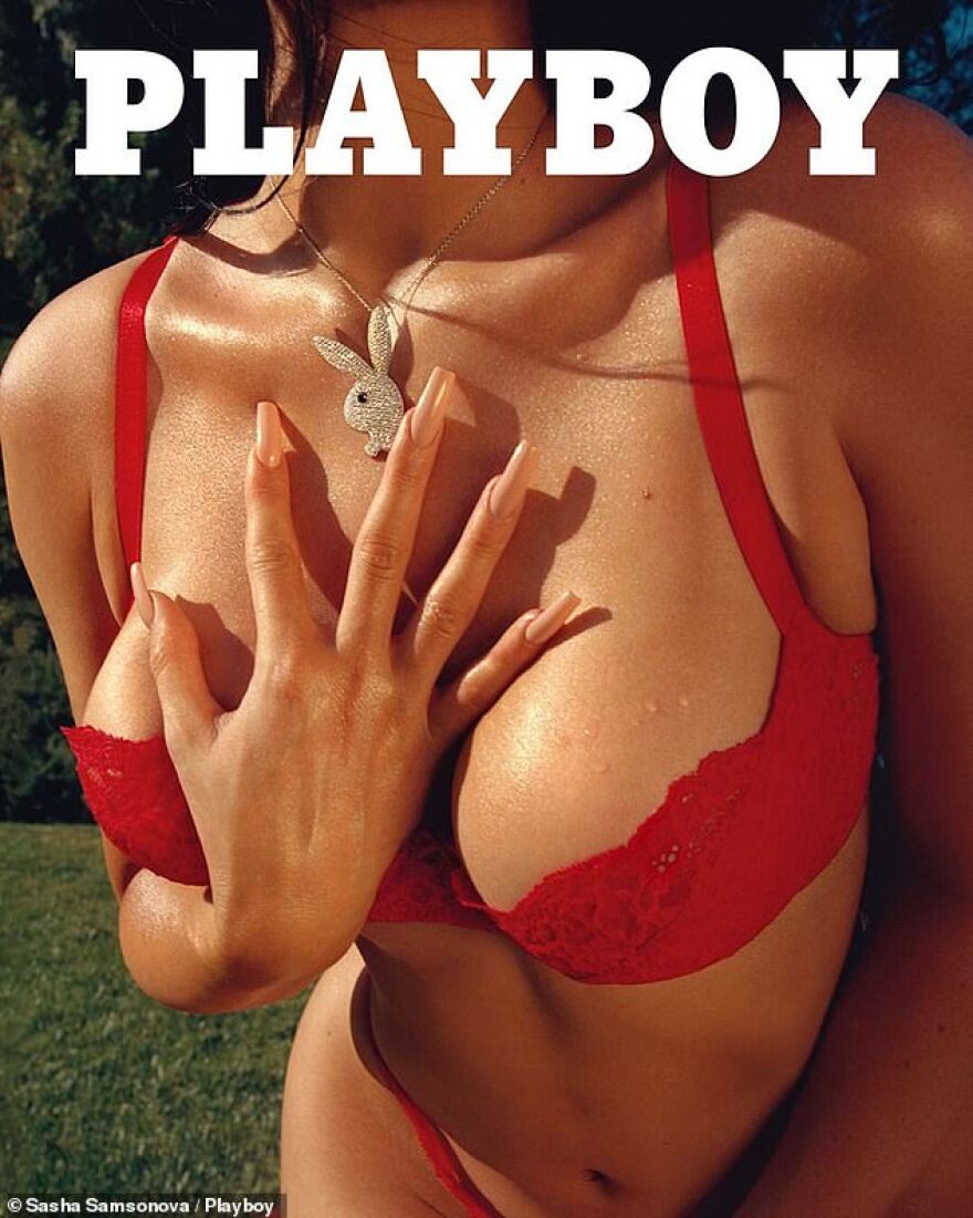 Η Κάιλι Τζένερ ντύθηκε κουνελάκι του Playboy 