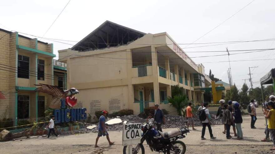 Ισχυρός σεισμός 6,6 Ρίχτερ στις Φιλιππίνες - Αναφορές για σχολείο που κατέρρευσε