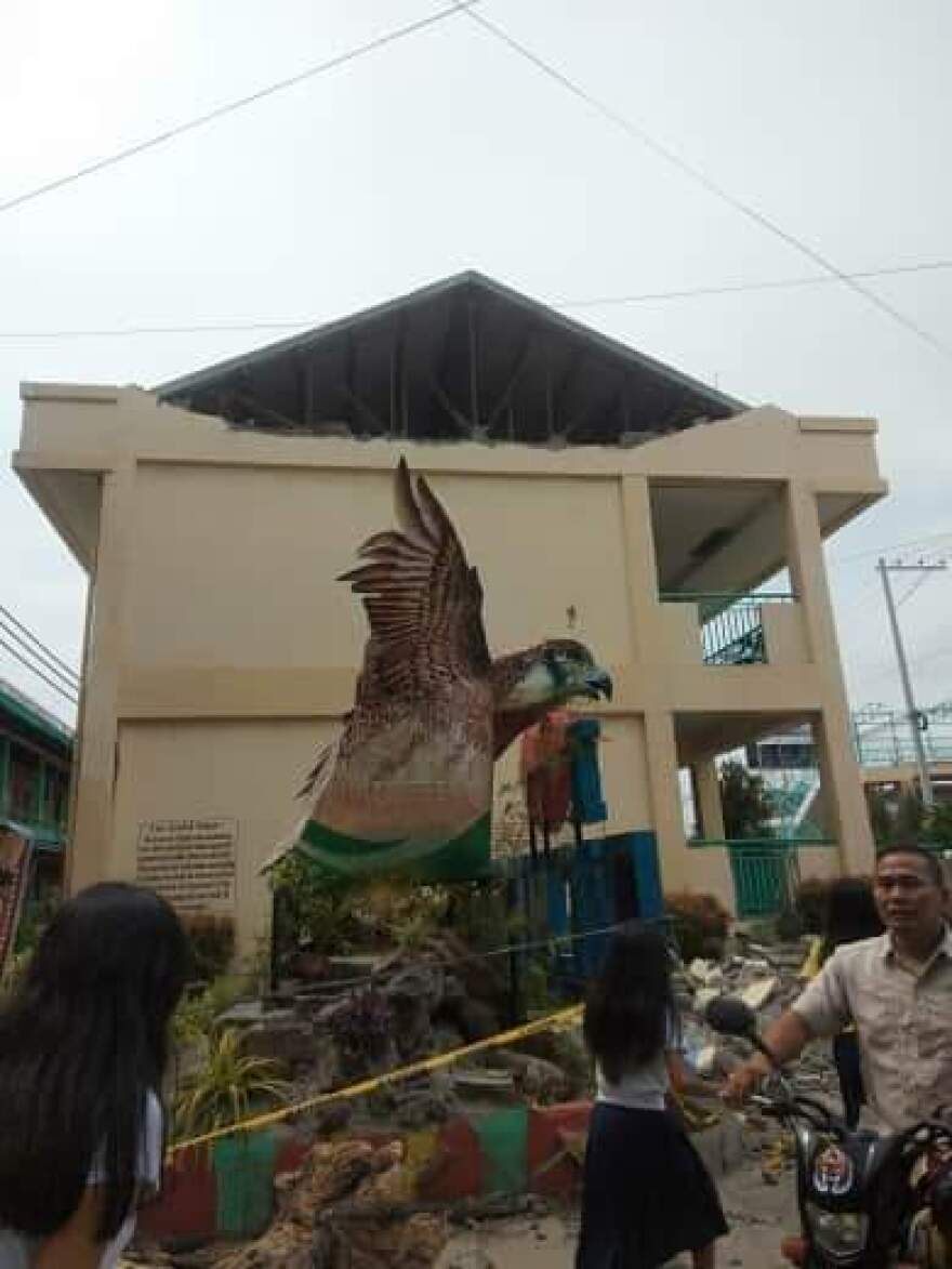 Ισχυρός σεισμός 6,6 Ρίχτερ στις Φιλιππίνες - Αναφορές για σχολείο που κατέρρευσε