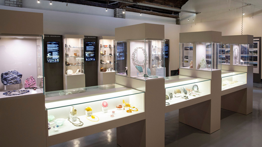 Εγκαινιάστηκε από τον Πρόεδρο της Δημοκρατίας η έκθεση «Τα Ορυκτά και ο Άνθρωπος» 