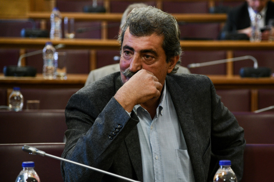 Προανακριτική για Novartis: Με τσαμπουκάδες απειλεί ο ΣΥΡΙΖΑ μετά την εξαίρεση Πολάκη-Τζανακόπουλου