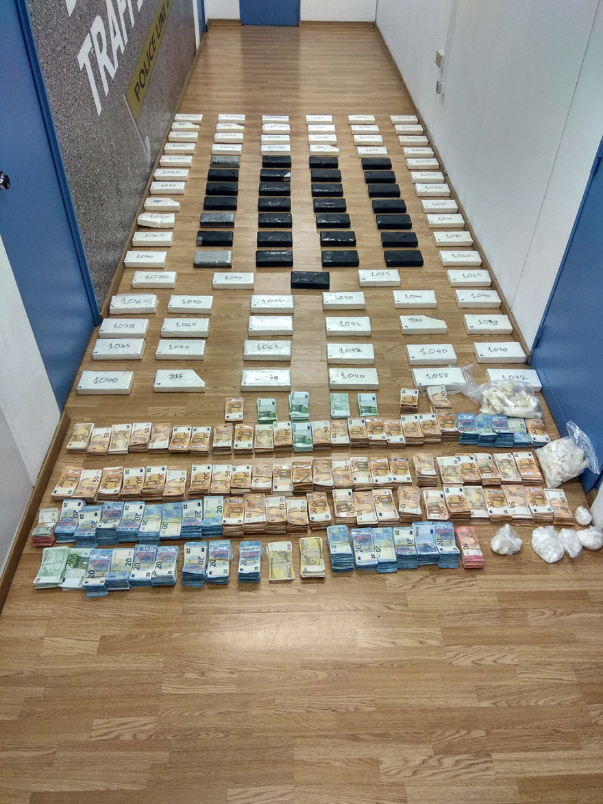 Κύκλωμα κοκαΐνης στην Αθήνα: Ο «σκληρός» αρχηγός, τα 104 κιλά ναρκωτικών και ο... φούρνος