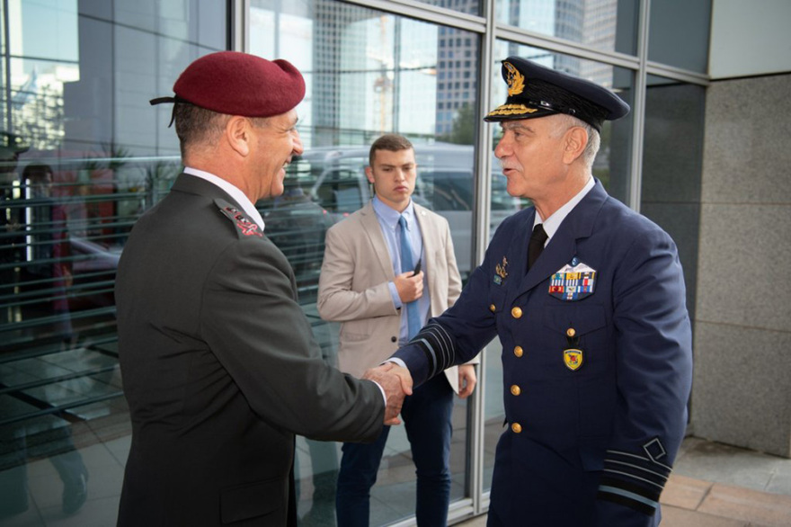 Τι συζήτησε ο αρχηγός ΓΕΕΘΑ στο Ισραήλ