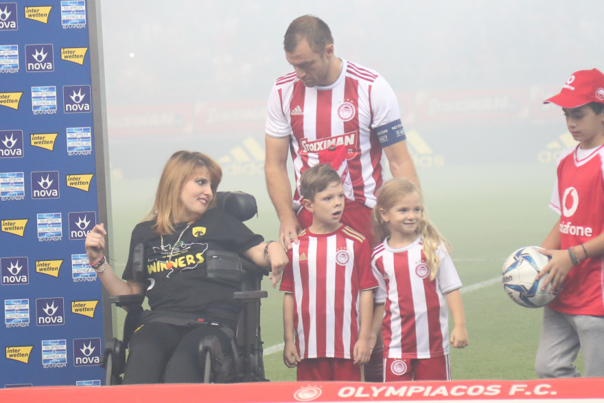 Η μητέρα της Μυρτώς εξομολογείται: Πολύ συγκινητικό όταν όλοι την χειροκρότησαν στο «Γ. Καραϊσκάκης»