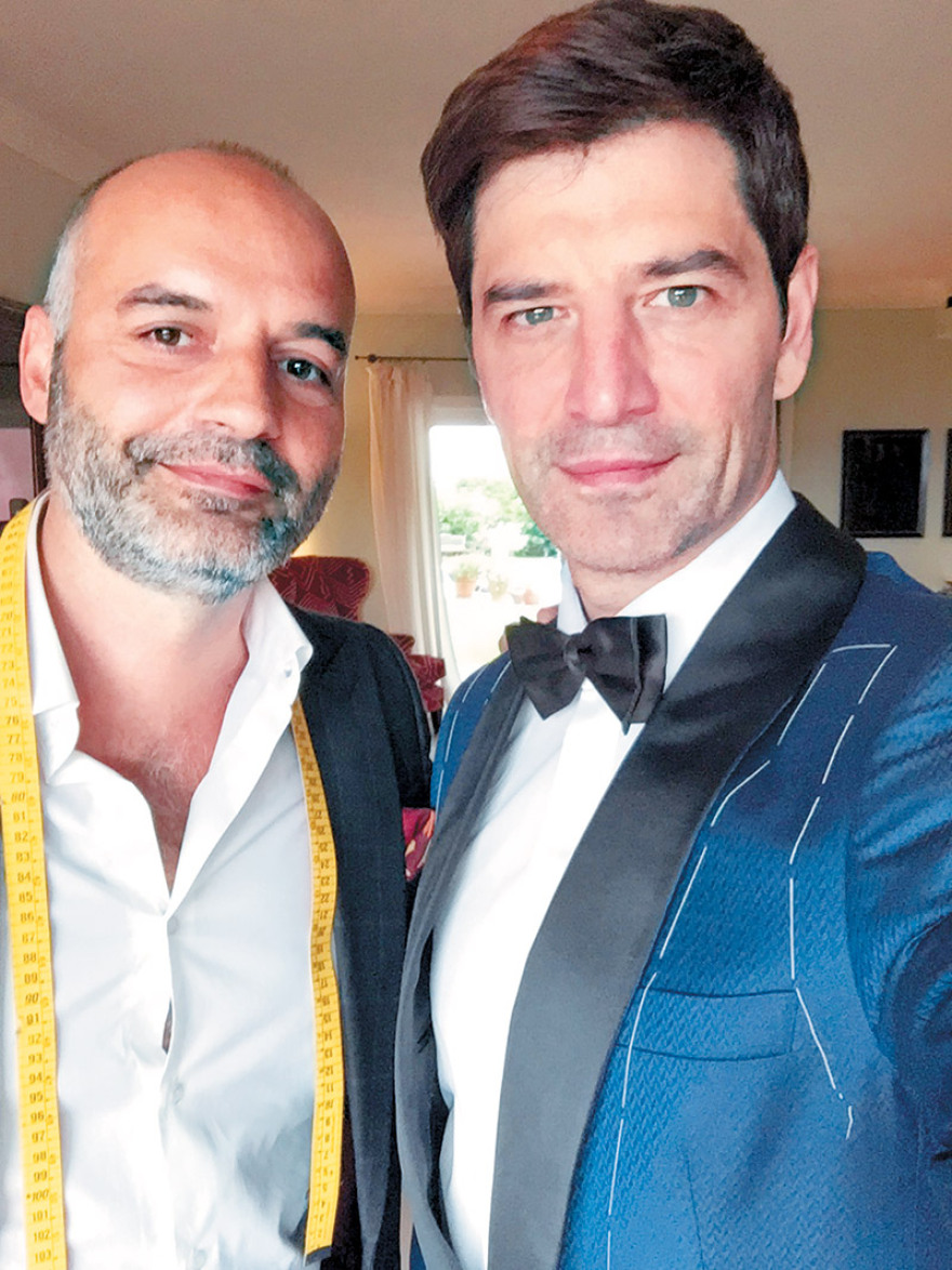 Πρόβα στο Μαξίμου: Ο άνθρωπος που ντύνει τον Κυριάκο Μητσοτάκη