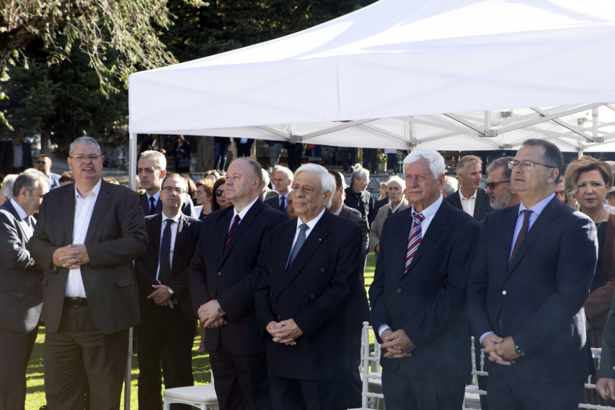 Παυλόπουλος από τις εκδηλώσεις μνήμης στον Καταρράκτη Τζουμέρκων: «Ποτέ ξανά ναζιστική θηριωδία»