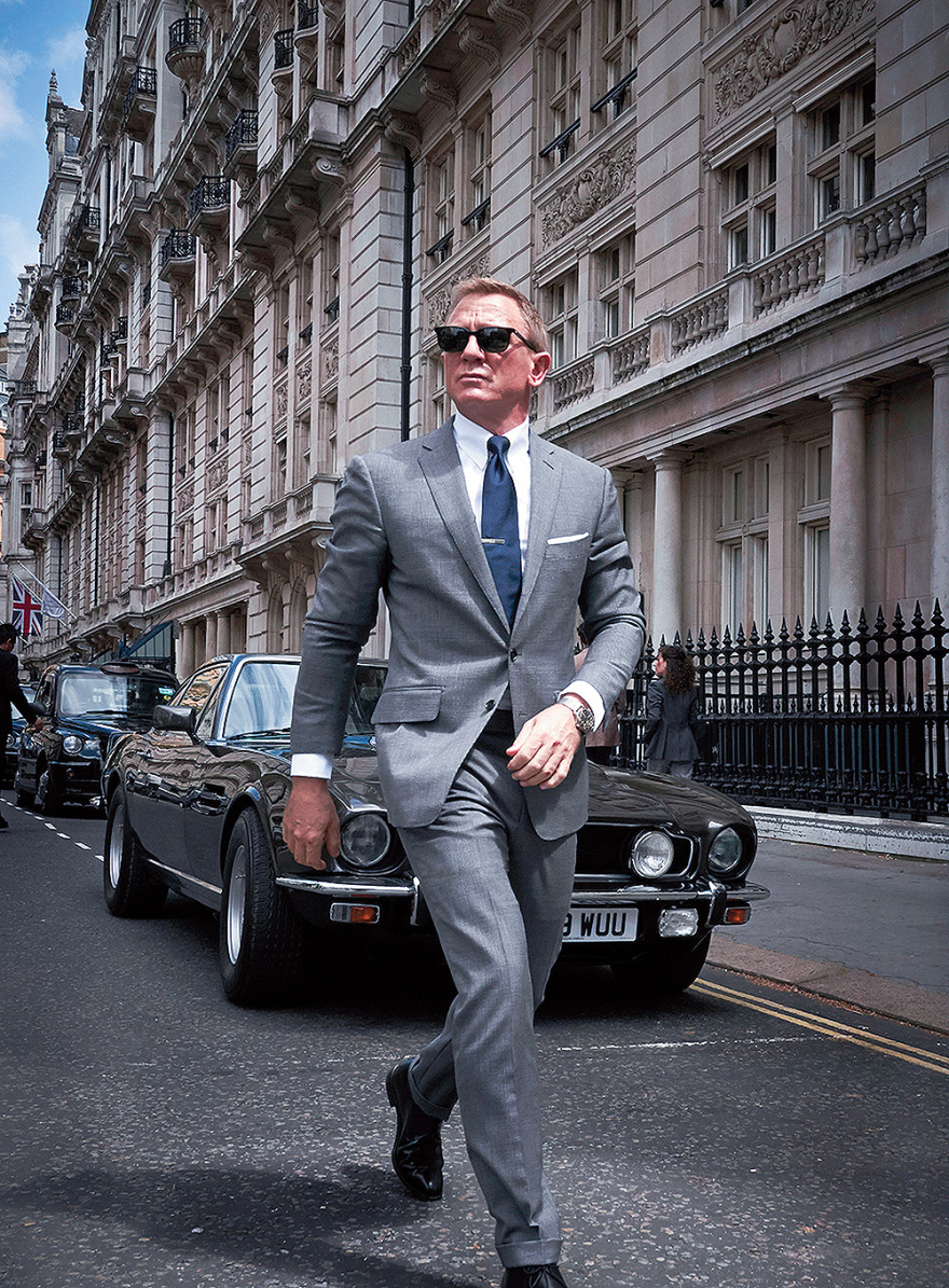 Ο Τζέιμς Μποντ παντρεύεται 