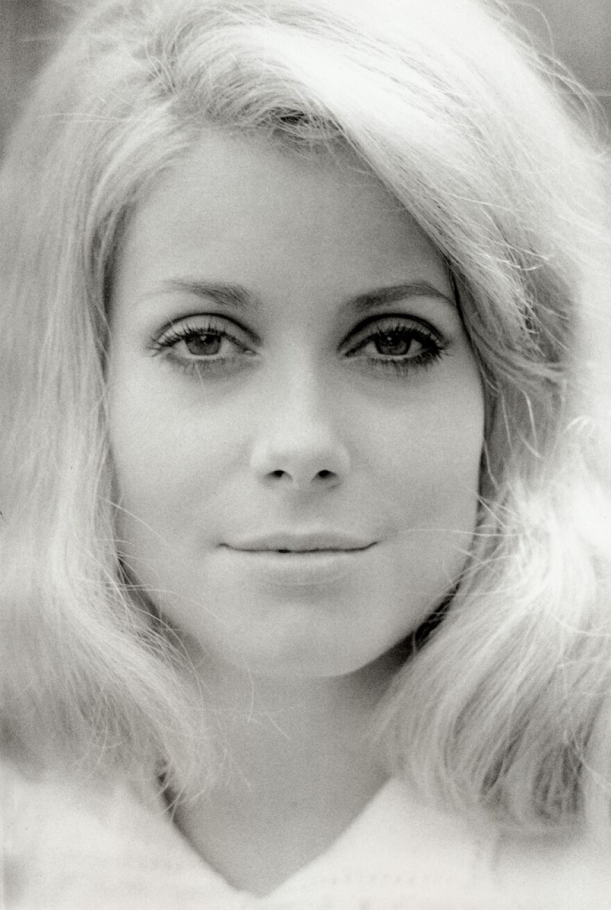 Κατρίν Ντενέβ: Εσπευσμένα στο νοσοκομείο η ηθοποιός 