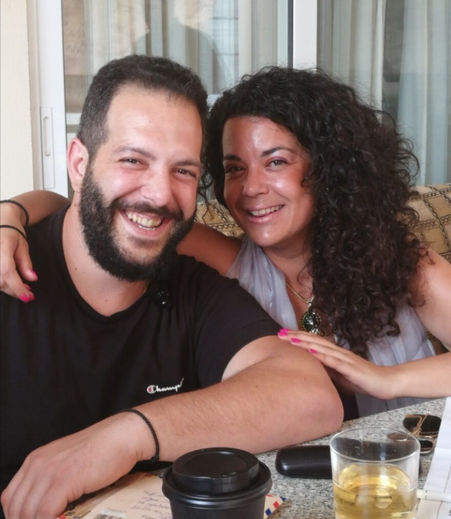 Συγκλονίζει η ηθοποιός Σοφία Σπαντιδάκη: Τον ξάδελφό μου τον δολοφόνησαν, δεν αυτοκτόνησε!