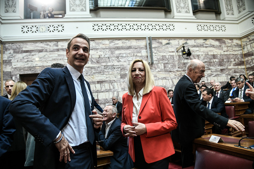 Ελλάδα 2021: Kαρέ - καρέ το παρασκήνιο της λαμπρής εκδήλωσης στη Βουλή 