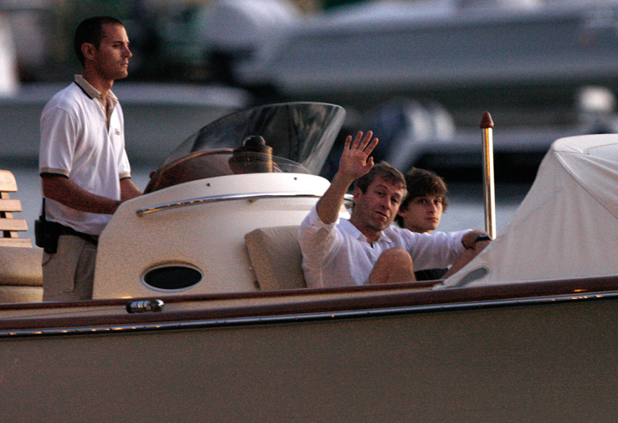 Ρόμαν Αμπράμοβιτς: Ένας αυτοεξόριστος ολιγάρχης