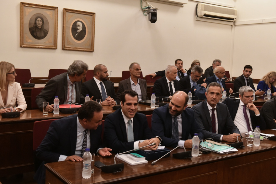 Προανακριτική για Novartis: Ομηρία από ΣΥΡΙΖΑ - Τρίτη αναβολή της διαδικασίας 