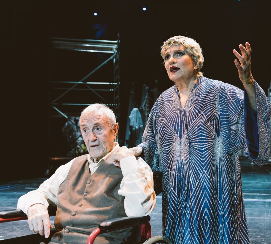  O 93χρονος Γιάννης Βογιατζής, Δαρείος στους «Πέρσες» του «Εθνικού Θεάτρου»