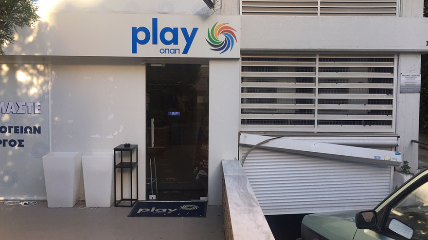 Δείτε το βίντεο: Στον εισαγγελέα βρίζοντας οι τρομοκράτες 