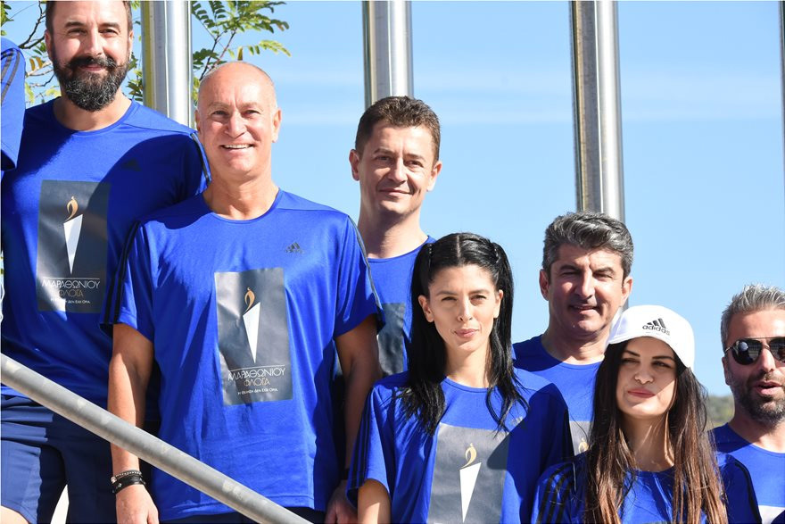 Τελετή Αφής της Φλόγας: Ο Αντώνης Σρόιτερ ήταν ο τελευταίος λαμπαδηδρόμος στον Μαραθώνα