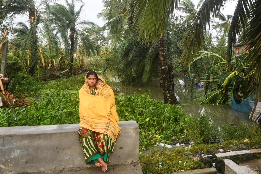 Μπανγκλαντές: Δέκα νεκροί, 30 τραυματίες, 36 αγνοούμενοι από κυκλώνα