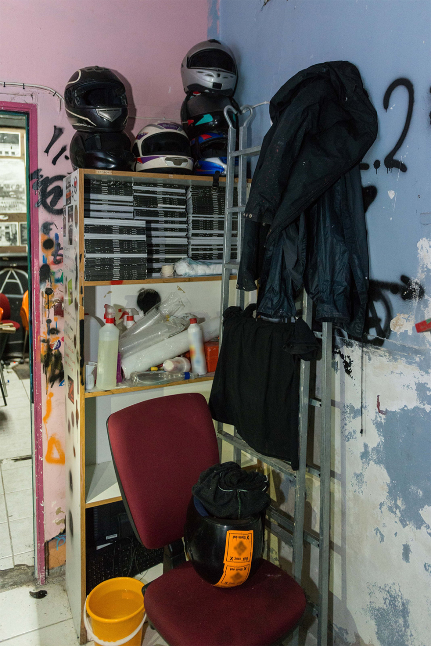 ΑΣΟΕΕ: Βρήκαν «επιχειρησιακό στρατηγείο» στο υπόγειο - Βίντεο,φωτογραφίες από τα ευρήματα 