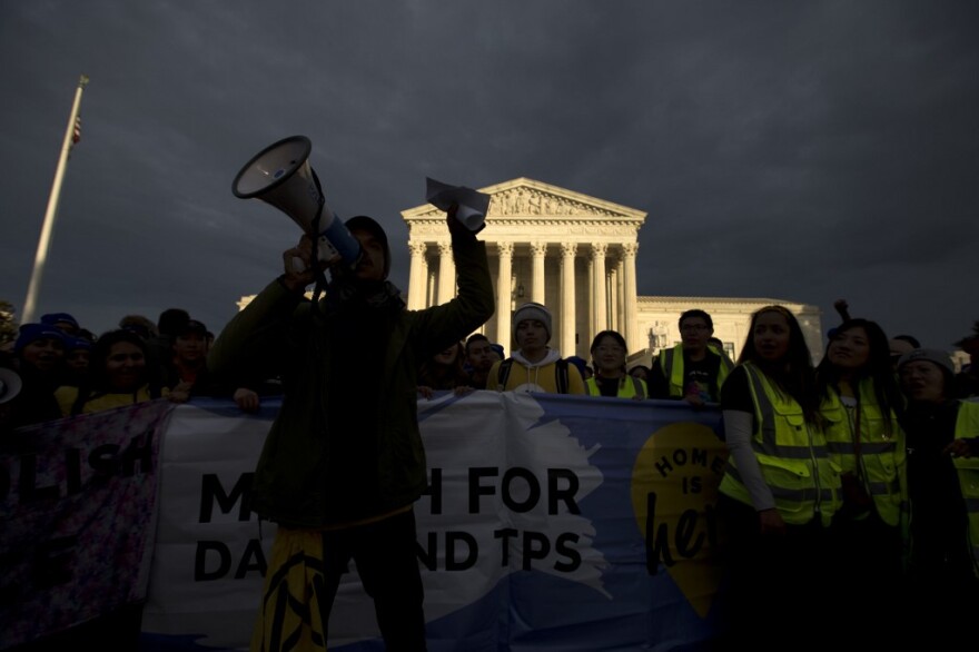 ΗΠΑ: «Είμαστε όλοι ονειροπόλοι», φώναξαν μετανάστες - Διαδήλωση κατά της σκληρής στάσης του Τραμπ