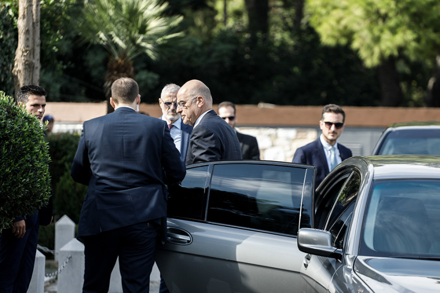 «Κλειστό» γεύμα Μητσοτάκη - Σι Τζινπίνγκ με συμμετοχή 12 ιδιαίτερης σημασίας προσκεκλημένων - Δείτε φωτογραφίες