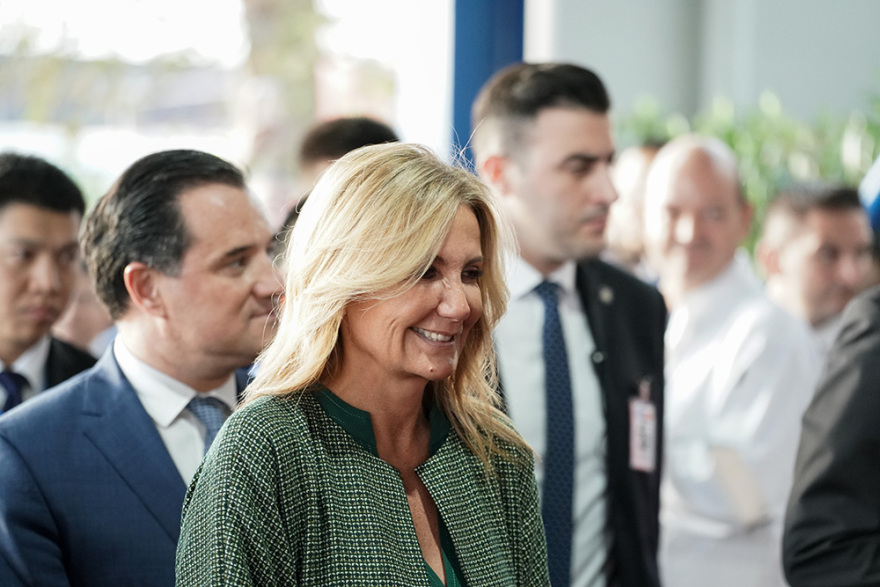 Στις εγκαταστάσεις της COSCO Σι - Μητσοτάκης