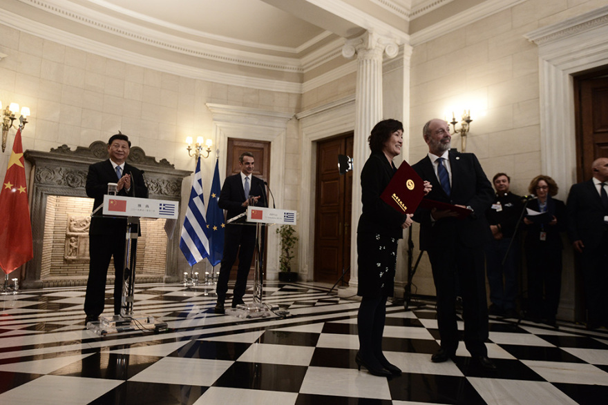 Επίσκεψη Σι Τζινπίνγκ: Αυτές είναι οι 16 ελληνοκινεζικές συμφωνίες που υπεγράφησαν
