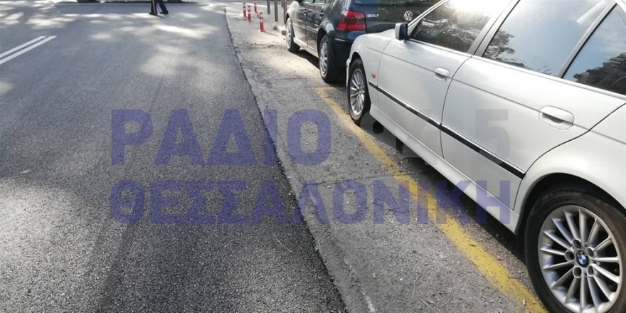 Θεσσαλονίκη: Ασφαλτόστρωσαν τον μισό δρόμο για να κάνουν... οικονομία 