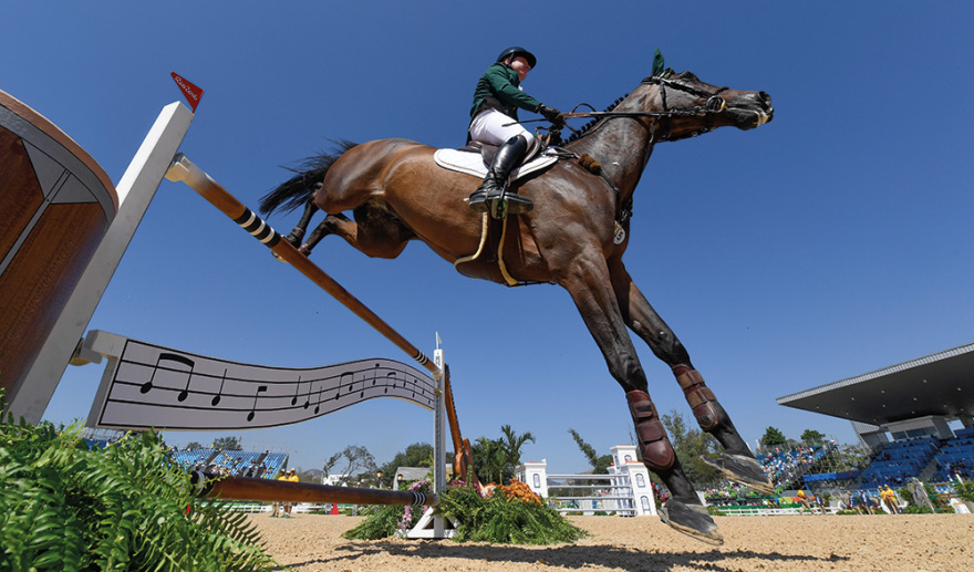 Αθηνά Ωνάση: Χρυσές μπίζνες με άλογα κούρσας