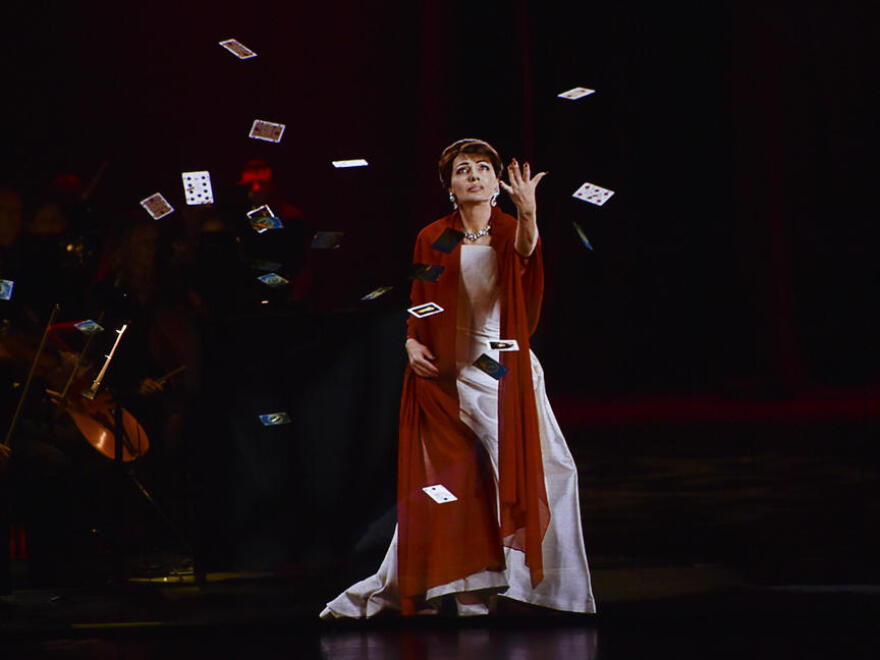 Callas in Concert: Είδα την Κάλλας στα 6 μέτρα και ορκίζομαι, «ζει»!