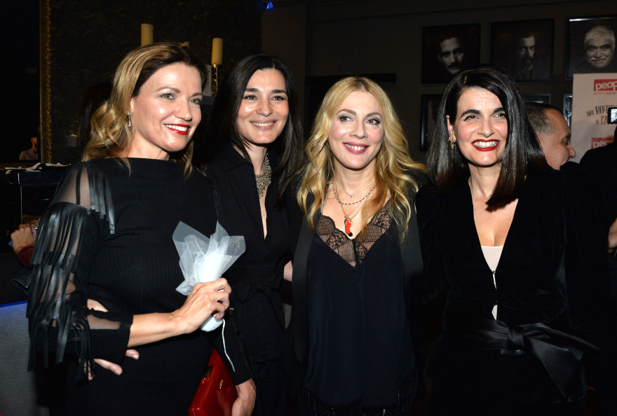 Φωτογραφίες: ποιοι πήγαν στην πρεμιέρα της παράστασης «Του Κουτρούλη ο Γάμος»