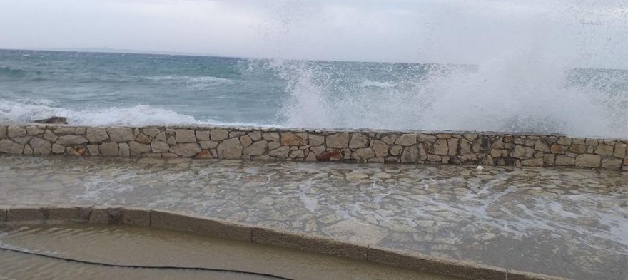 Κακοκαιρία: Η «Βικτώρια» έφτασε και στη Ζάκυνθο