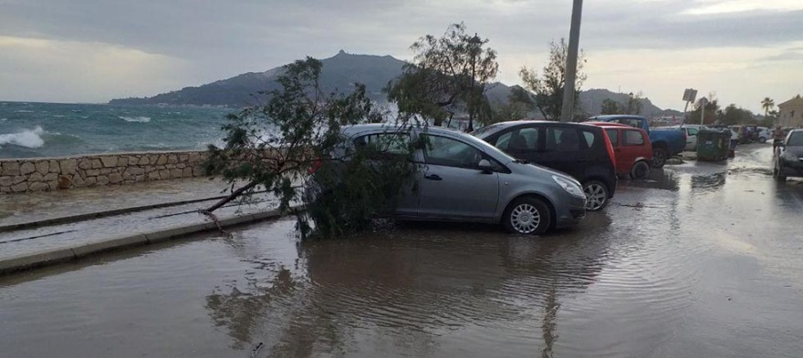 Κακοκαιρία: Η «Βικτώρια» έφτασε και στη Ζάκυνθο