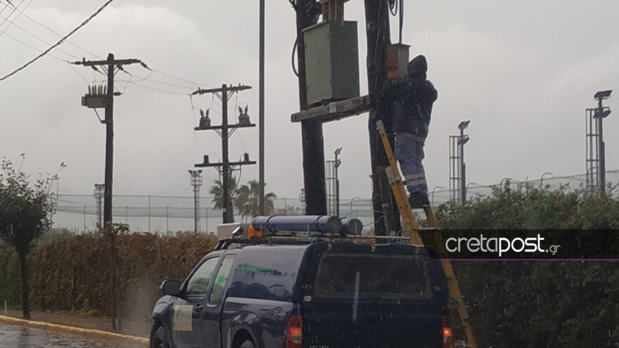 Κακοκαιρία Βικτώρια: Σε κατάσταση έκτακτης ανάγκης τα Χανιά - Ζημιές σε Κέρκυρα και Κεφαλονιά
