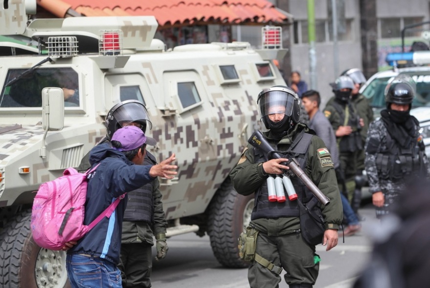 Βολιβία: Συγκρούσεις της αστυνομίας με υποστηρικτές του Μοράλες 