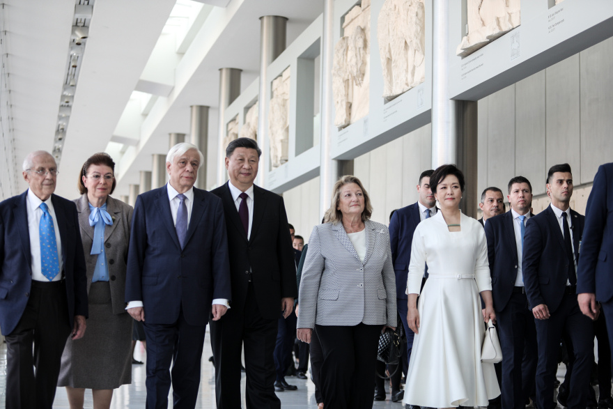 CNN: Ο Σι Τζινπίνγκ προσφέρεται να βοηθήσει την Ελλάδα στην επιστροφή των Γλυπτών του Παρθενώνα