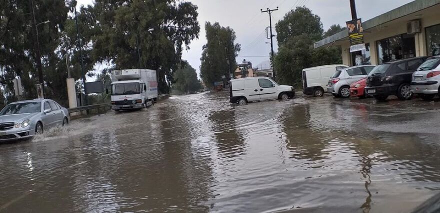 Κακοκαιρία Βικτώρια: Σε κατάσταση έκτακτης ανάγκης τα Χανιά - Ζημιές σε Κέρκυρα και Κεφαλονιά