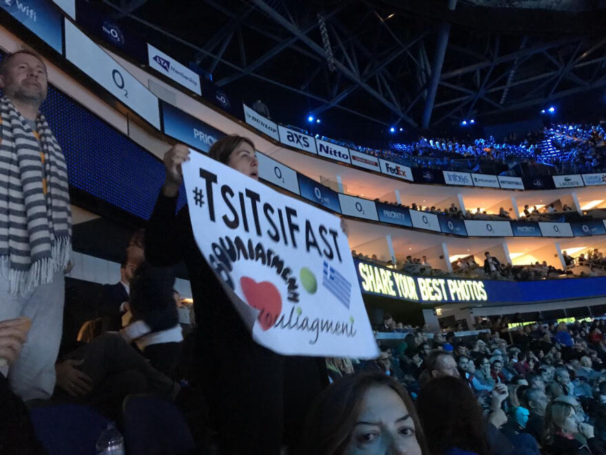 ATP Finals, Τσιτσιπάς-Ζβέρεφ 2-0 (6-3, 6-2): Ιστορική πρόκριση για τον Στέφανο!