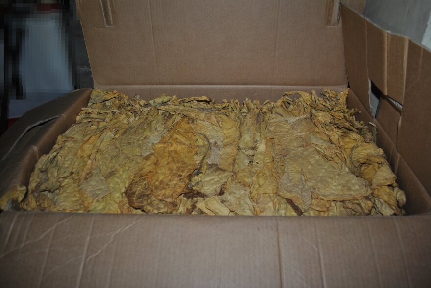 Λαμία: Θα έστελναν δυόμισι τόνους λαθραίου καπνού μέσω ΚΤΕΛ - Δείτε φωτογραφίες