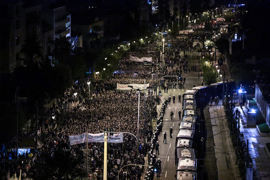 Μαζική η πορεία για την επέτειο του Πολυτεχνείου