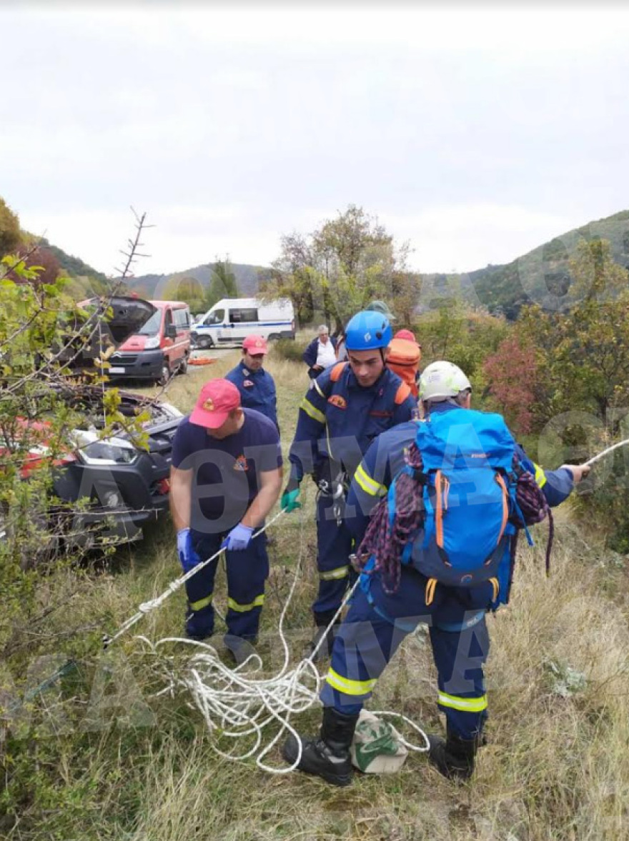Τραγωδία στην Κατερίνη: Δείτε φωτογραφίες από τη χαράδρα που βρέθηκαν νεκρές μάνα και κόρη