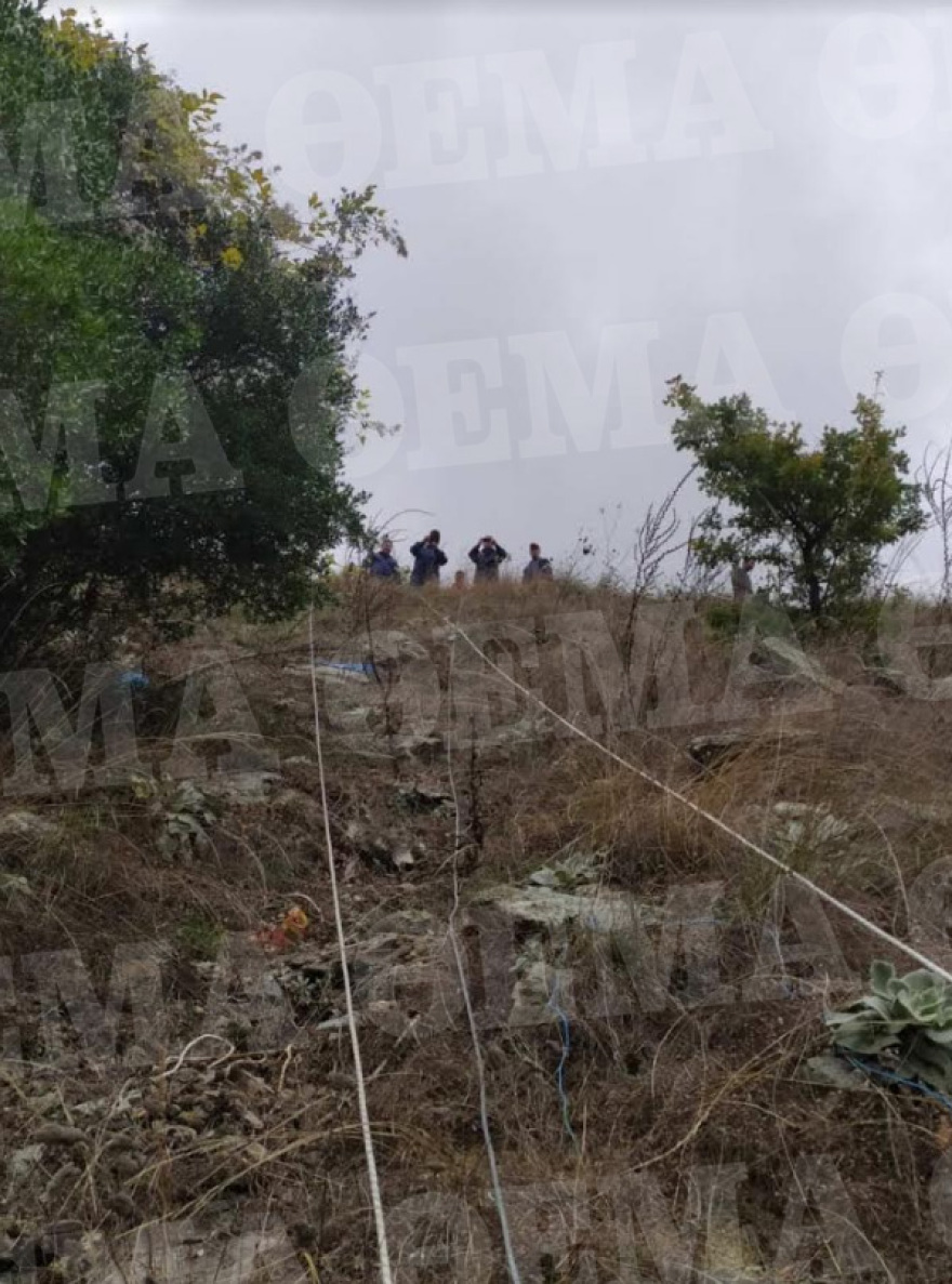 Τραγωδία στην Κατερίνη: Δείτε φωτογραφίες από τη χαράδρα που βρέθηκαν νεκρές μάνα και κόρη