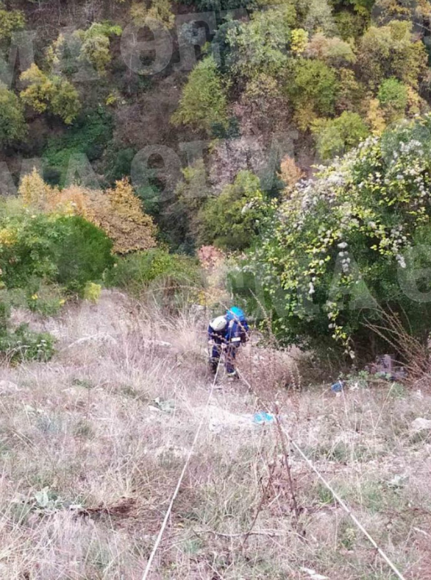 Τραγωδία στην Κατερίνη: Δείτε φωτογραφίες από τη χαράδρα που βρέθηκαν νεκρές μάνα και κόρη