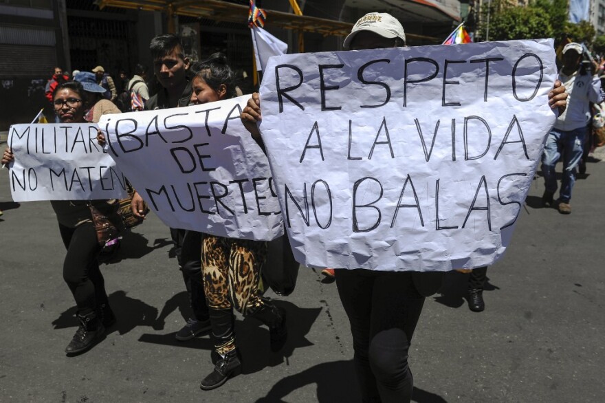 Πολιτικός πυρετός στη Βολιβία: Απειλές για τη ζωή της δέχεται η μεταβατική πρόεδρος