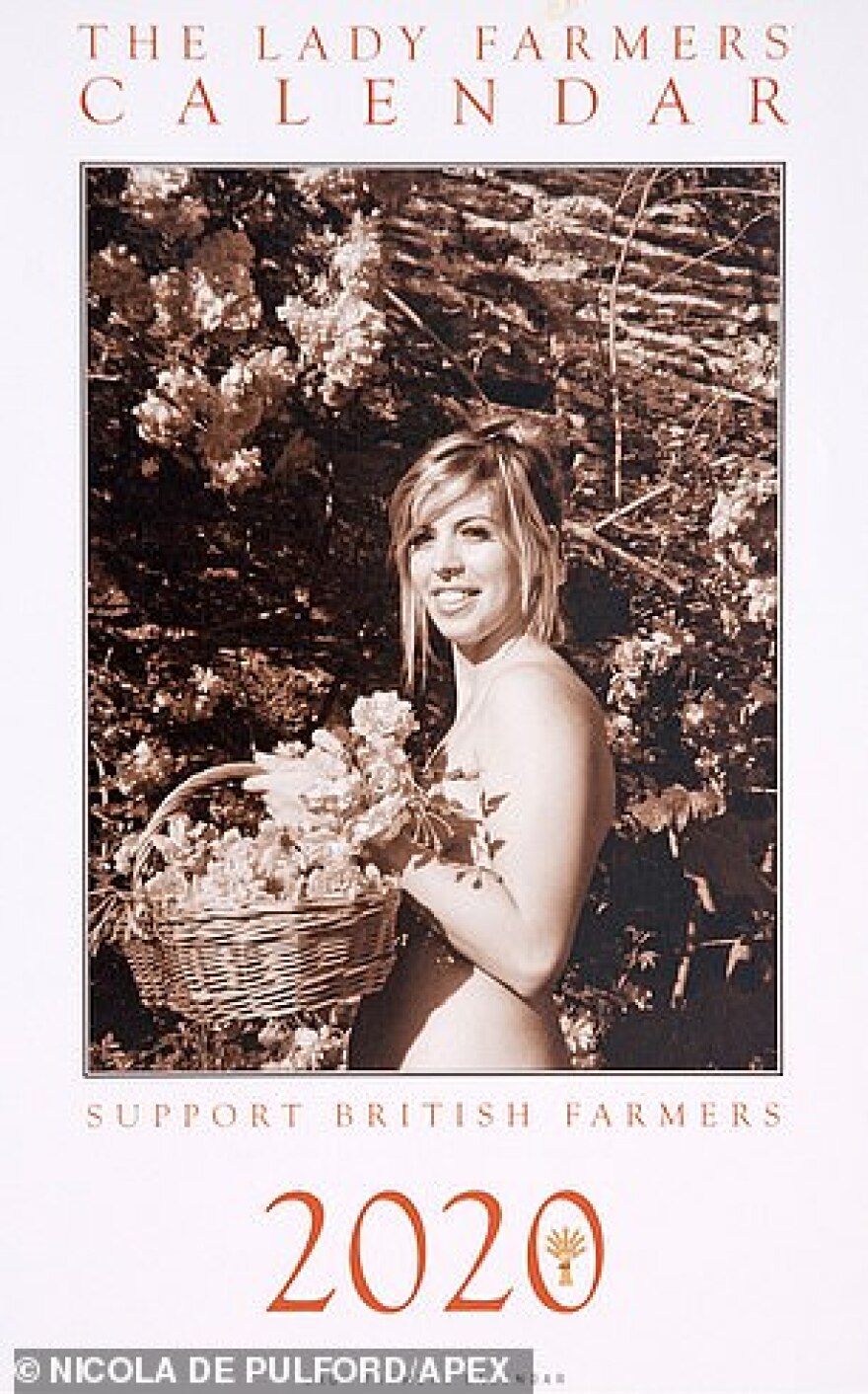Βρετανία: Αγρότισσες ποζάρουν γυμνές για φιλανθρωπικό ημερολόγιο