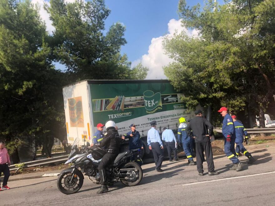 Κίνηση τώρα: Χάος από το μποτιλιάρισμα στον Κηφισό - Φορτηγό πέρασε στο αντίθετο ρεύμα