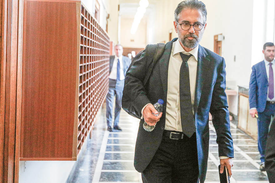 Κατάθεση Φρουζή στη Βουλή: Βόλτες στην «Αυγή»  και την Κουμουνδούρου και δωράκια  ΣΥΡΙΖΑ στη Novartis