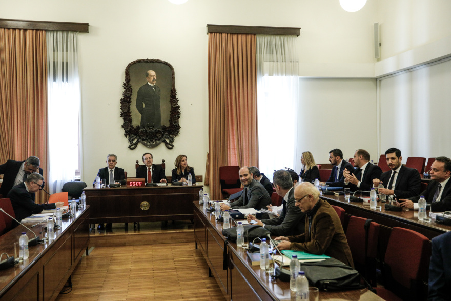 Κατάθεση Φρουζή στη Βουλή: Βόλτες στην «Αυγή»  και την Κουμουνδούρου και δωράκια  ΣΥΡΙΖΑ στη Novartis