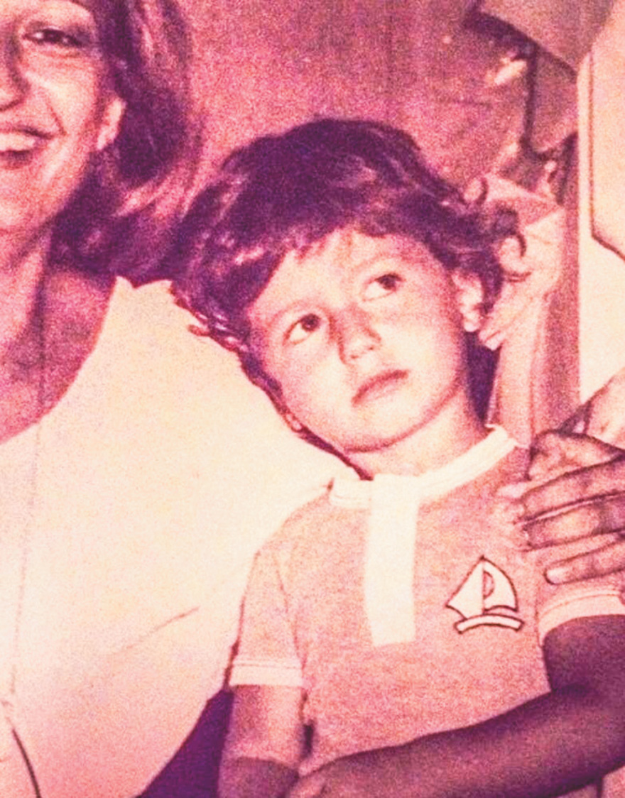 Δημήτρης Σειρηνάκης: Ο βασιλιάς του πορνό δεν είναι γυμνός