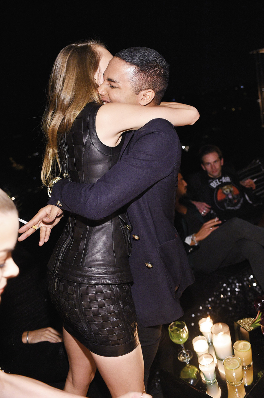 Κάρα Ντελεβίν -  Ολιβιέ Ρουστέινγκ: Πρωτοσέλιδος έρωτας με την υπογραφή Balmain