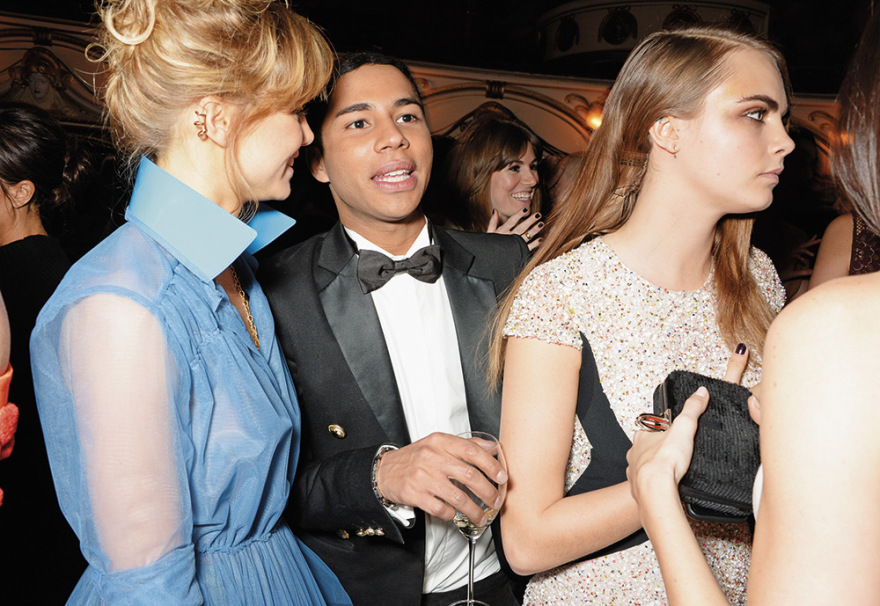 Κάρα Ντελεβίν -  Ολιβιέ Ρουστέινγκ: Πρωτοσέλιδος έρωτας με την υπογραφή Balmain