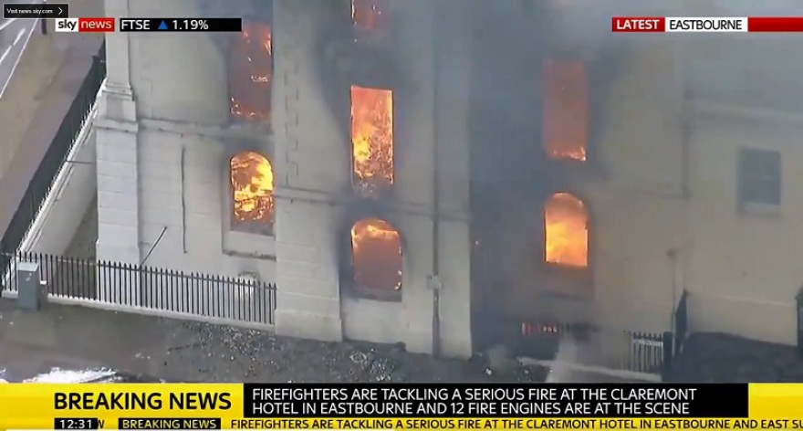 Βρετανία: Μεγάλη πυρκαγιά σε ξενοδοχείο στο Ίστμπουρν